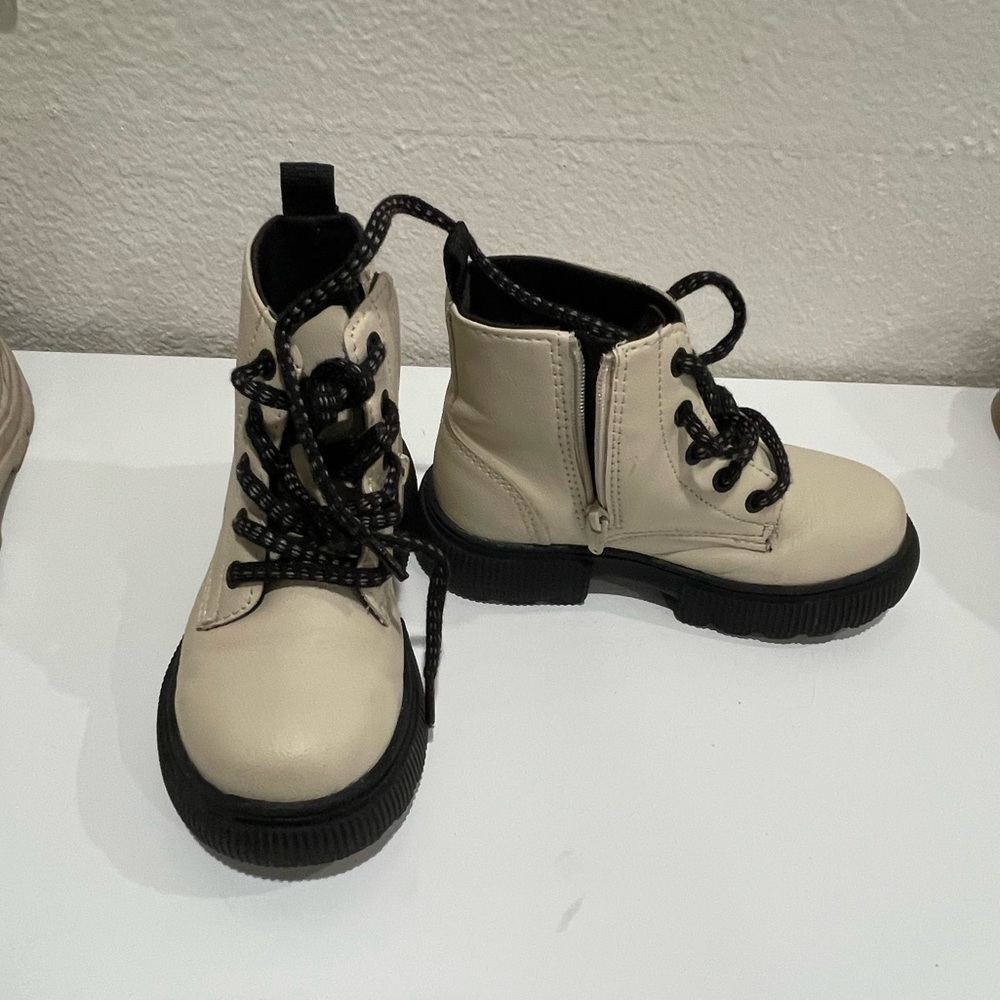 Zara toddler boots